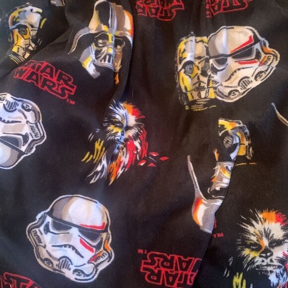 Boys Star Wars Fleece Lounge Pants Size Medium 28-30 x 29 1/2 Like New - Picture 3 of 3